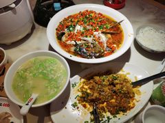-味上湘菜馆(阿波罗店)
