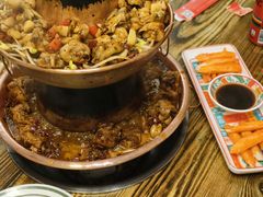 -超越炭火牛蛙火锅鸡(河东店)