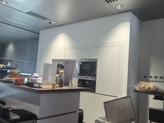 -杭州西湖保时捷售后服务中心(绍兴路店)