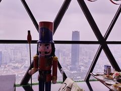 -东方明珠·空中旋转餐厅