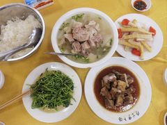 -荣生萝卜汤饭店