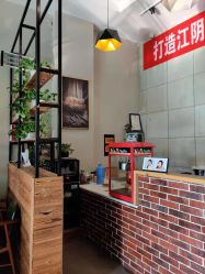 -江阴偶来路儿童摄影(江阴市新体育中心体育场店)