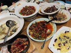 -严记小天府酸菜鱼(西四路店)