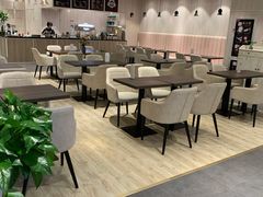 -钟书阁(群光广场店)