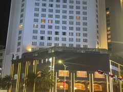 -汕尾巴黎半岛酒店