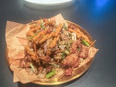-肥肥虾庄·金牌油焖大虾(杨园滨江时代walk店)
