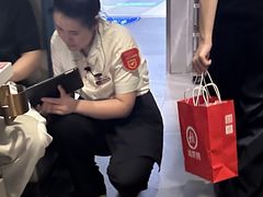 -海底捞火锅(长宁路龙之梦店)