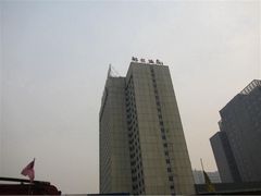 -裕龙汤泉