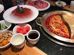 -潮火锅·麻辣牛肉火锅(观音桥方圆·LIVE店)