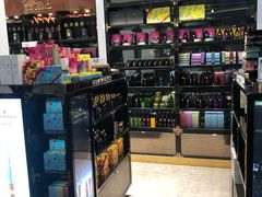 -王权免税店(普吉机场店)