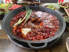 -黄潇洒老火锅(九眼桥宏济巷店)