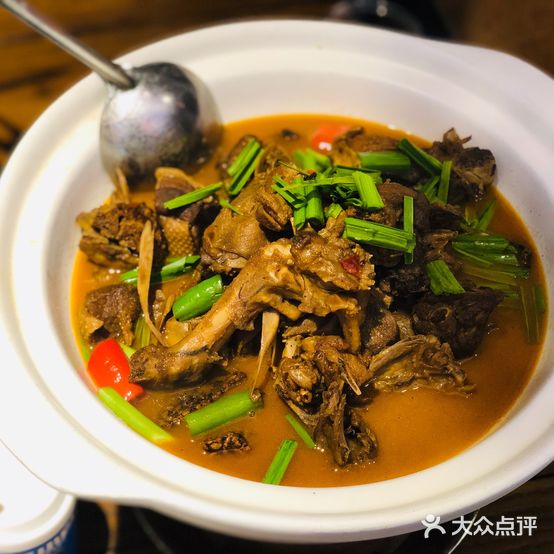 寨子里的钵钵菜(凤凰虹桥店)