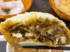 山野菜包子-方中山胡辣汤(成都首店)
