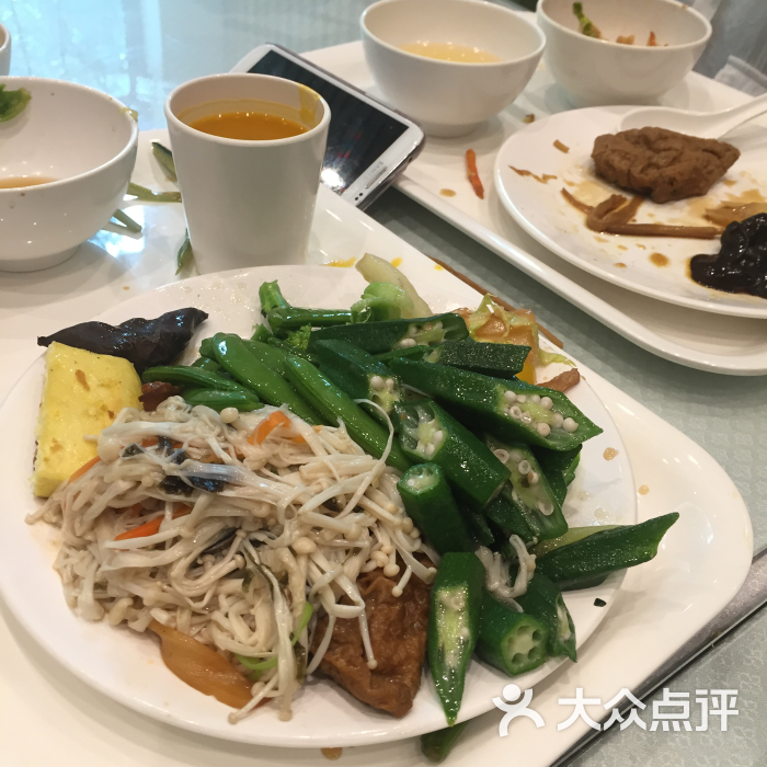 新梅园圆通素食(泰然店)图片 第2张