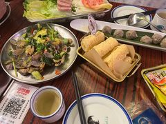-沙胆彪炭炉牛杂煲(成都玉林店)