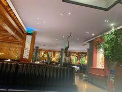 大堂-八府香鸭·啫啫煲(华山路店)