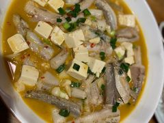 -头上红煨盐鸡·非遗院子餐厅