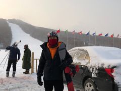 -亚布力新体委滑雪场