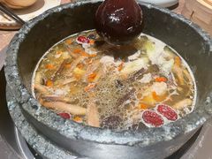 -蘑界·野生菌火锅(深业上城店)