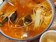 -清真·玛丽亚新疆菜主题餐厅(浙江中路店)