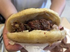 -闫家驴肉老店(华电一校店)