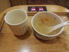 -莱仪堂艾灸经络养生馆(武威东路店)