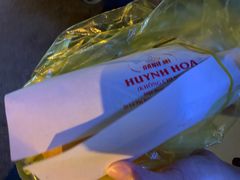 -Bánh Mì Huynh Hoa