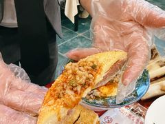 牛骨髓配烤馕-乡村馕坑肉·烧烤·新疆菜·本地人更爱吃(阿勒泰首店)