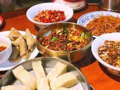 辣白菜牛肉-冇味湘潭菜(溁湾镇店)