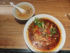 -兵哥豌豆面(雅颂居店)