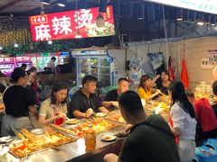 自助取餐区-犀浦夜市第一家麻辣烫