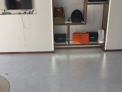 -聚云奢二手奢侈品黄金手表包包回收·中古店(三里屯总店)