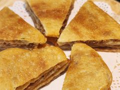 现烙牛肉馅饼-有红鸡毛店·川菜(建设路店)