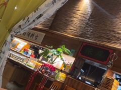 -八月美食小馆(银泰城总店)