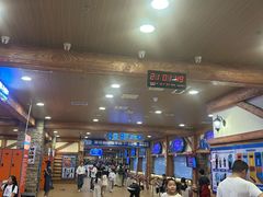 -长沙湘江冰雪世界