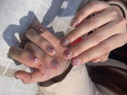 -UGIRL有个美甲