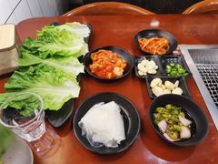 -肉甲韩国木炭烤肉(新壹街1店)