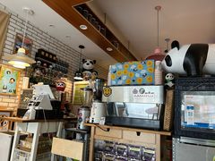 -熊猫一间店欧式奶茶铺