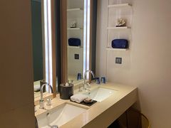 -杭州逸酒店(西湖武林店)