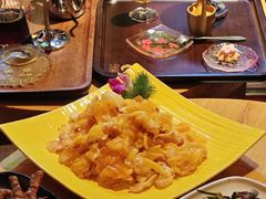 -月亮眼花园餐厅书吧酒吧