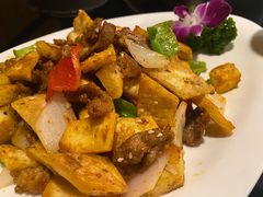 这个羊肉份量足足-木卡买提新疆餐厅·清真(新里海顿公馆店)