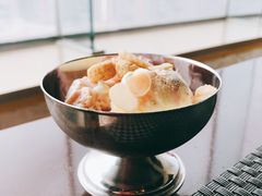 -荣誉国际酒店-云顶旋转餐厅