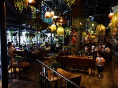 -临界音乐酒馆·小龙虾·江湖菜(华熙LIVE·鱼洞店)