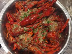-巴厘龙虾·榜首油焖大虾(音乐学院·沿江酒馆店)