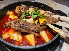 -沪小胖小龙虾(淮海中路旗舰店)