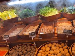 -牛YO寿喜烧·铁板烧和牛火锅自助(市府恒隆店)