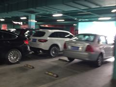 -欧尚超市苏州店停车场(金鸡湖路店)