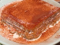 漏奶滑-潮界(虹桥新天地店)