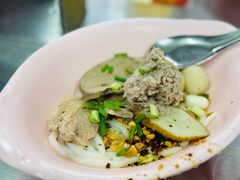 -榮泰米粉湯(Left Shop)