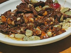 -95号酱骨·一块豆腐(展春园西路店)